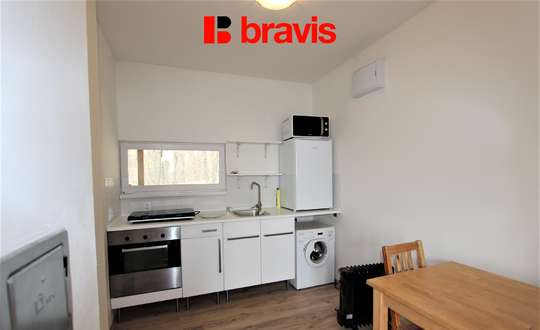 Prodej chaty 1+kk, Brno - Medlánky, vlastní pozemek, zděné, po kompletní rekonstrukci, celoročně obyvatelné, terasa, zahrada