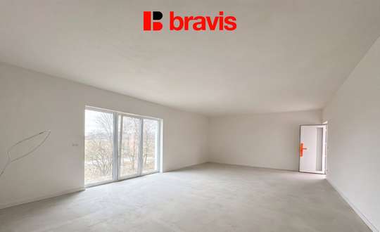 Prodej nebytového prostoru o dispozici 1+kk v moderní novostavbě polyfunkčního domu, 61,7m², Lipůvka u Brna, parkovací stání v ceně