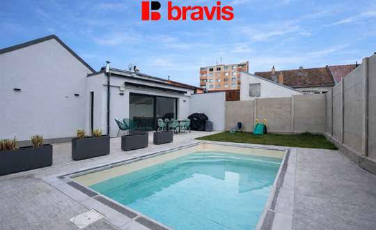 Prodej rodinného domu 3+1, ul. Zahradní, Kuřim, zahrada, bazén, parkování