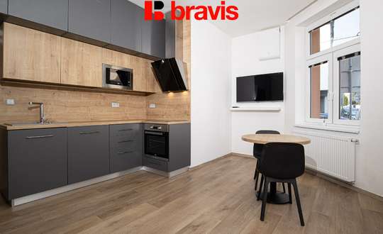 Pronájem zařízeného zrekonstruovaného bytu 1+kk, ulice Horova, Brno - Žabovřesky