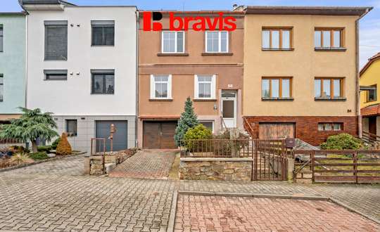 Pronájem rodinného domu Brno - Obřany, ulice Výpustky, zahrada, garáž