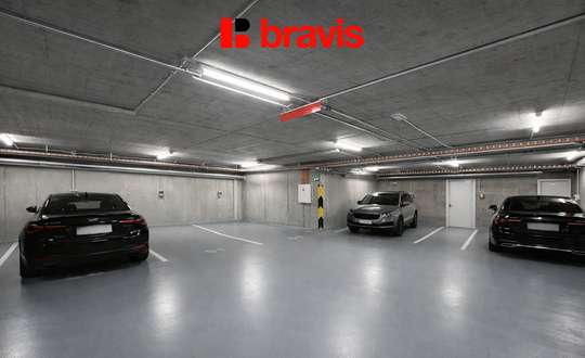 Pronájem garážového stání v bytovém domě Rybářka, ul. Rybářská, Brno - Staré Brno