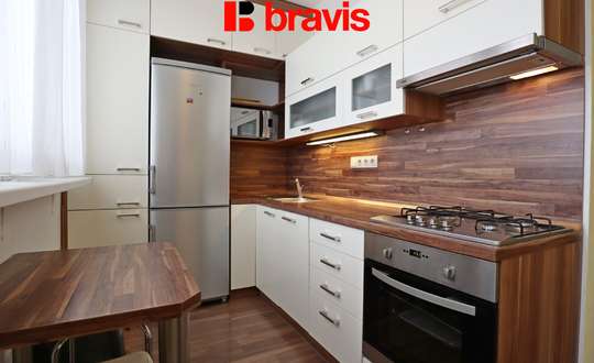 Pronájem bytu 1+1, ul. Fillova, Lesná, kompletně zařízený, lodžie, sklep