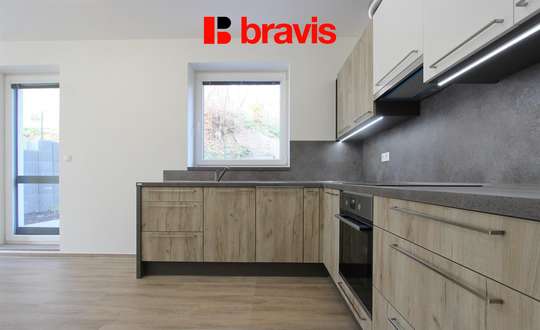 Pronájem bytu 2+kk, ulice Myslínova, Brno - Královo Pole, Vila „Pod Zaječí horou“, terasa se zahrádkou, 2 parkovací stání, sklep