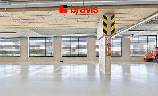 Pronájem garážového stání 12 m², Ul. Nad Přehradou, Brno - Bystrc