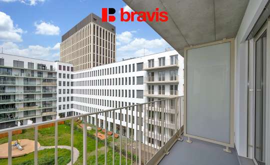 Pronájem kompletně zařízeného bytu 1+kk, Palác Trnitá, ul. Trnitá, s balkonem a možností garážového stání