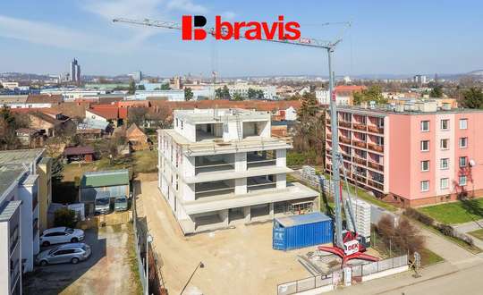 Prodej nadstandardního bytu 3+kk, 76,2 m², zahrada 307 m², sklep, Brno - Horní Heršpice, možnost parkování