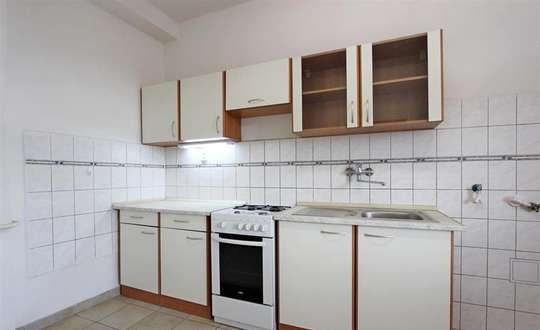 Pronájem částečně zrekonstruovaného bytu 2+1 na ulici Sokolova v Brně - Horních Heršpicích