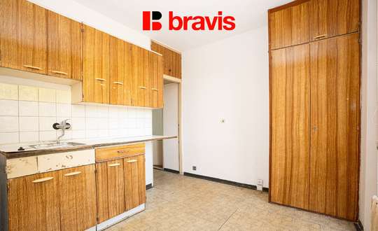 Prodej bytu 2+1 se šatnou, 51 m² a dvěma lodžiema 6,2 m2, Brno – ulice Záhumenice