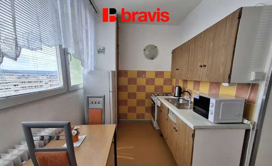 Pronájem bytu 1+1 38 m², částečně zařízený, lodžie,  Brno - Lesná, ul. Brožíkova