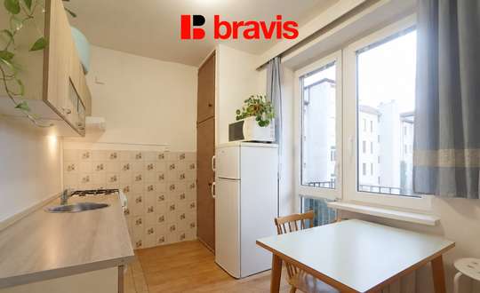 Pronájem bytu 1+1, ul. Křídlovická, Brno - střed, výborná dostupnost, sklep, balkon s výhledem do vnitrobloku