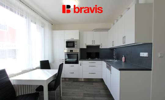 Pronájem bytu 1+1, ulice Šťouračova, Brno - Bystrc, zařízený, lodžie, sklep, klidná lokalita