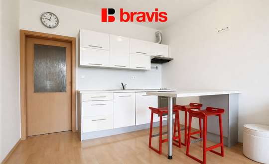 Pronájem slunného bytu 1+kk, Brno - Medlánky, ul. Hrázka, balkón, vyhledávaná lokalita