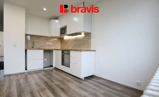 Pronájem bytu 3+kk, ulice Mikulčická, Brno - Slatina, nezařízený, klidná lokalita, lodžie, sklep