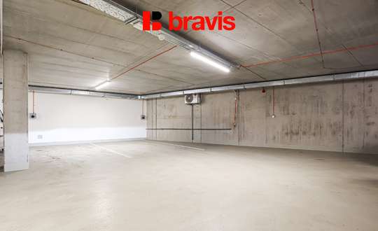 Pronájem garážového stání, Brno - Staré Brno, rezidence Centropolis, ul. Nové sady