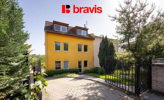 Prodej moderního bytu 4+kk s garáží a zahradou, Brno-Bohunice, ul. Lány