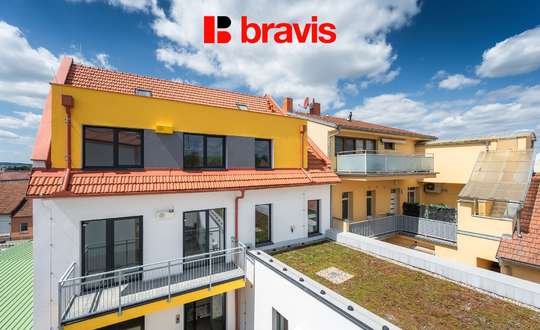 Prodej moderní novostavby bytu 2+kk, Černovice: Charbulova, balkon, možnost parkování