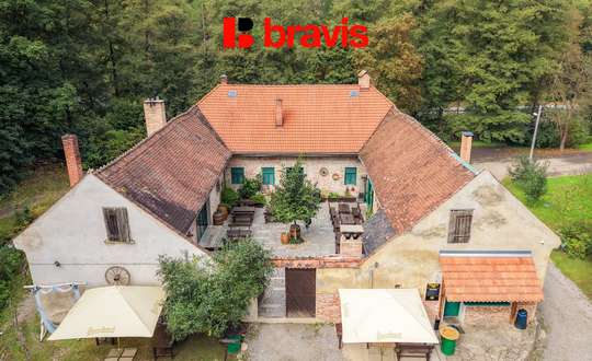 Prodej zavedené restaurace na výjimečném místě u Brněnské přehrady
