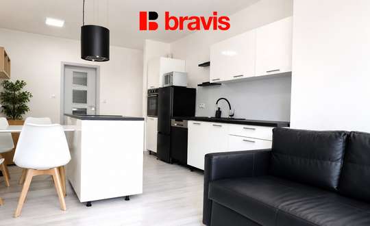 Pronájem bytu 2+kk, Modřice, ul. Bobravská, zahrada, parkovací stání, zařízený