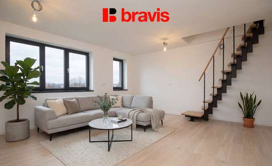 Prodej moderní novostavby bytu 2+kk+podkroví, ulice Charbulova, parkování