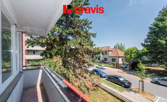 Prodej bytu  3+1, ulice Studená, Brno-Lesná, balkón, dva sklepy
