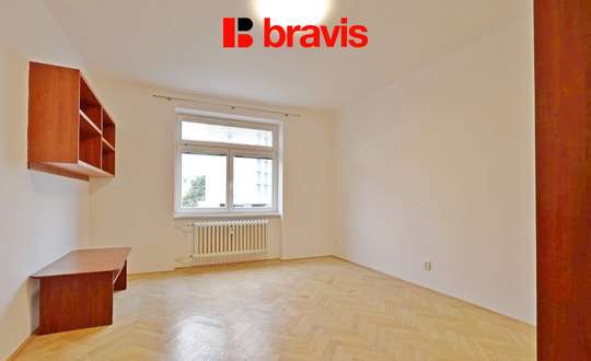 Pronájem bytu 1+1, Brno - střed, ul. Kounicova, balkon, částečně zařízený