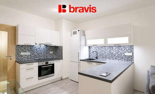 Pronájem prostorného bytu 2+kk, ul. Vídeňská, Brno- Štýřice, balkon, zařízený