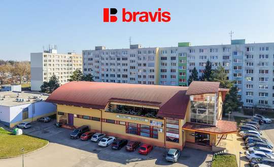 Prodej polyfunkčního komplexu: v srdci Hodonína, pozemek 1000m² , dvě restaurace, bowling, kulečník, šipky
