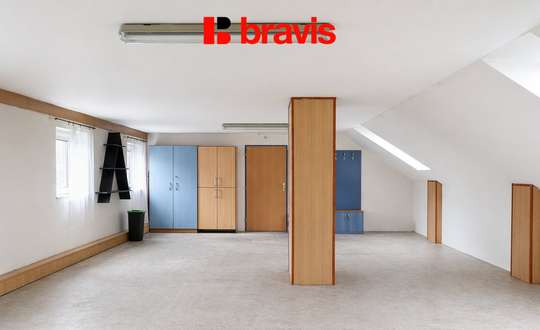 Rental of storage and production space, Brno - Bosonohy, Pražská Street, parking on own land