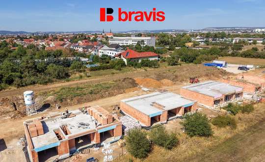 Prodej moderního vilabytu 3+kk: Brno - Tuřany, 90,2 m²,  2 terasy, zahrádka 32,1m², parkování