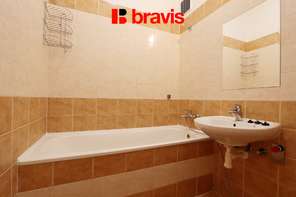 Pronájem bytu 1+1, Brno - střed, ul. Mezírka, balkon, šatna, částečně zařízený