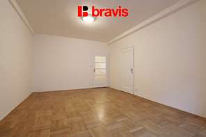 Pronájem bytu 2+1, Brno - střed, ul. Mezírka, 2x balkon, částečně zařízený
