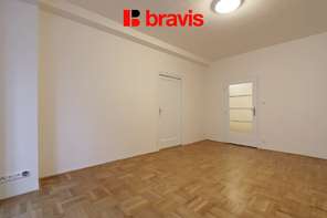 Pronájem bytu 2+1, Brno - střed, ul. Mezírka, 2x balkon, částečně zařízený