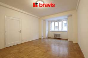 Pronájem bytu 2+1, Brno - střed, ul. Mezírka, 2x balkon, částečně zařízený