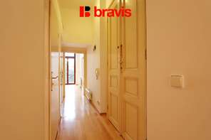 Pronájem bytu 1+1, Brno-Veveří, ul. Jana Uhra, nezařízený, balkon