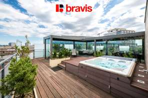 Pronájem luxusního mezonetového bytu 3+kk, ul. Soukenická, Brno - Staré Brno, vybavený, balkon, terasa, vířivka, 2x parkování