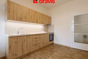 Pronájem bytu 1+1, Brno - střed, ul. Kounicova, balkon, částečně zařízený, po rekonstrukci