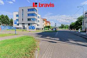 Pronájem moderní kanceláře, 50m2, ul. Jundrovská, Brno - Komín, možnost parkování