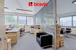 Pronájem moderní kanceláře, 50m2, ul. Jundrovská, Brno - Komín, možnost parkování