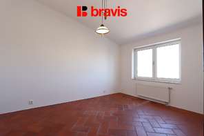 Pronájem mezonetového bytu 4+kk, ul. Příkop, objekt IBC, Brno - centrum, balkon, lodžie