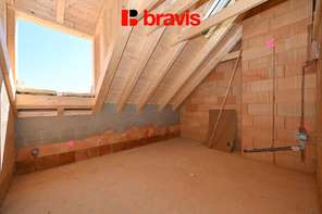 Prodej rodinného domu 6+kk (c.7) v Kobylnicích u Brna, 3x parkovací stání, vysoký standard