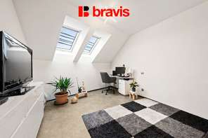 Prodej autoservisu, komerčního prostoru a krásného bytu 4+KK s terasou, dostatek parkovacích míst