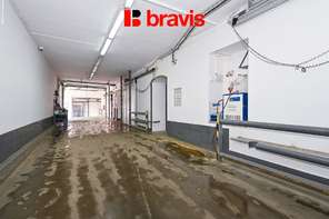 Rent commercial Offices 1 016 m², Hradčany