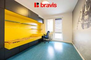 Prodej cihlového bytu 4+kk, 129 m², 2 koupelny, lodžie a balkon , Modřice, ul. Severní, Brno - venkov