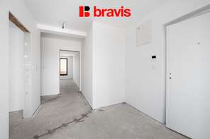 Prodej moderní novostavby bytu 2+kk, Černovice: Charbulova, balkon, možnost parkování