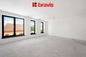 Prodej moderní novostavby bytu 2+kk, Černovice: Charbulova, balkon, možnost parkování