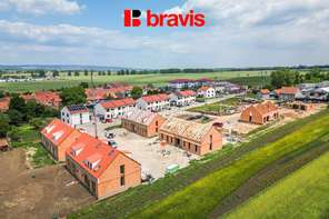 Prodej samostatného rodinného domu 6+kk (9), pozemek 294 m2,  v Kobylnicích u Brna, 3x parkovací stání, vysoký standard