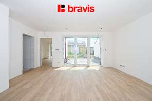 Prodej moderní novostavby rodinného domu 5KK (č.8) v Křenovicích u Slavkova, pozemek 596 m2, 2x parkování