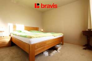 Pronájem RD 5+kk, Popůvky u Brna, 2 koupelny, zahrada