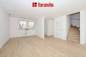 Prodej rodinného domu 110 m², Křenovice u Brna, dvě parkovací stání, krásná zahrada, terasa